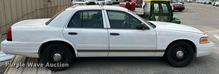 image for item LR9623 2011 Ford Crown Victoria Police Interceptor