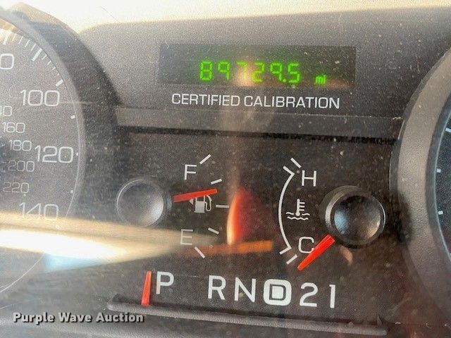 image for item LR9623 2011 Ford Crown Victoria Police Interceptor