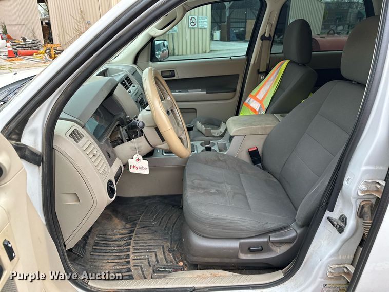 image for item LR9625 2009 Ford Escape Hybrid  SUV