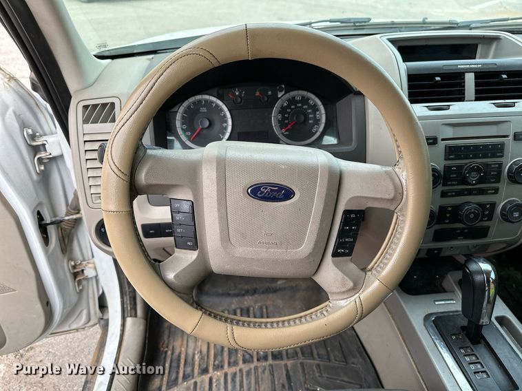 image for item LR9625 2009 Ford Escape Hybrid  SUV