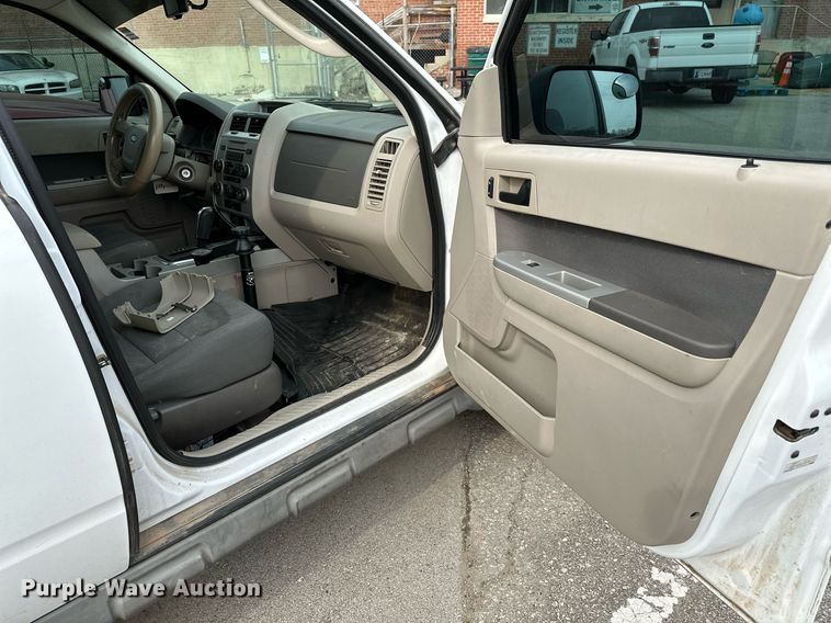 image for item LR9625 2009 Ford Escape Hybrid  SUV