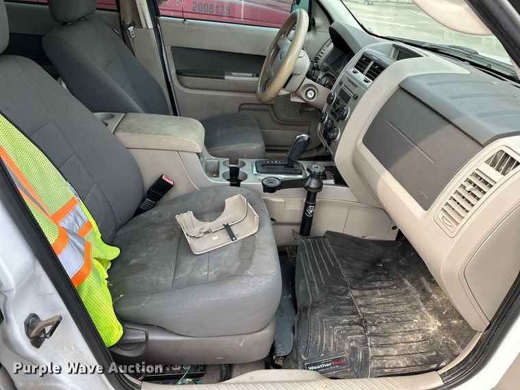 image for item LR9625 2009 Ford Escape Hybrid  SUV