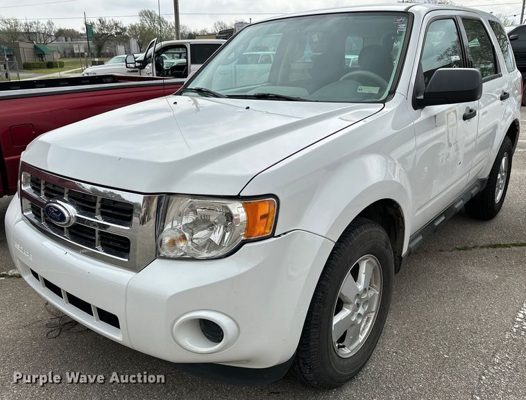 image for item LR9627 2011 Ford Escape  SUV