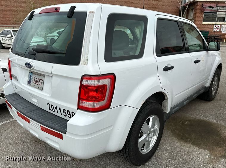 image for item LR9627 2011 Ford Escape  SUV