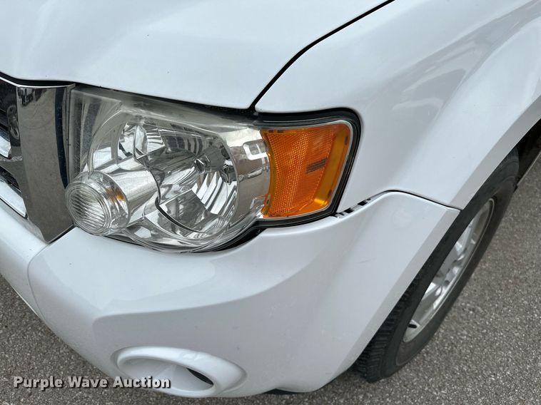 image for item LR9627 2011 Ford Escape  SUV