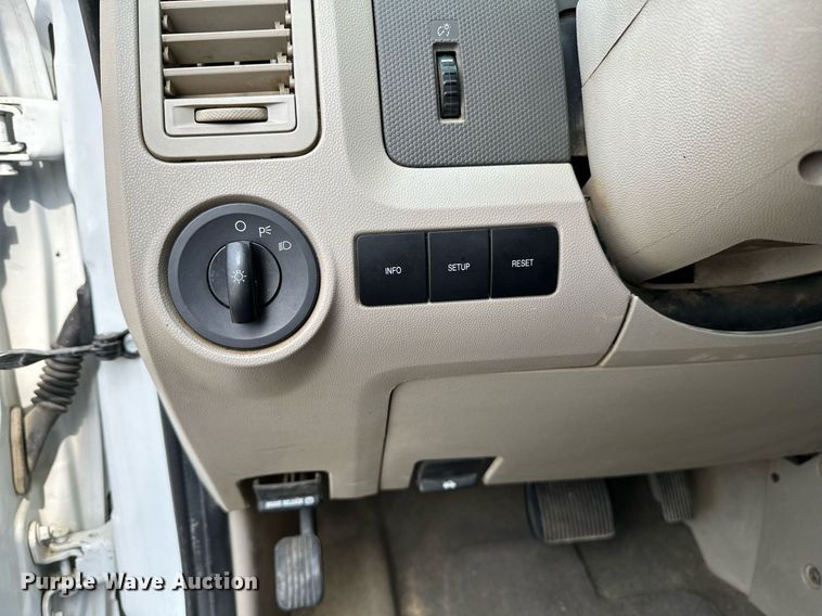 image for item LR9627 2011 Ford Escape  SUV