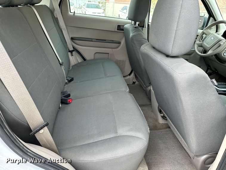 image for item LR9627 2011 Ford Escape  SUV