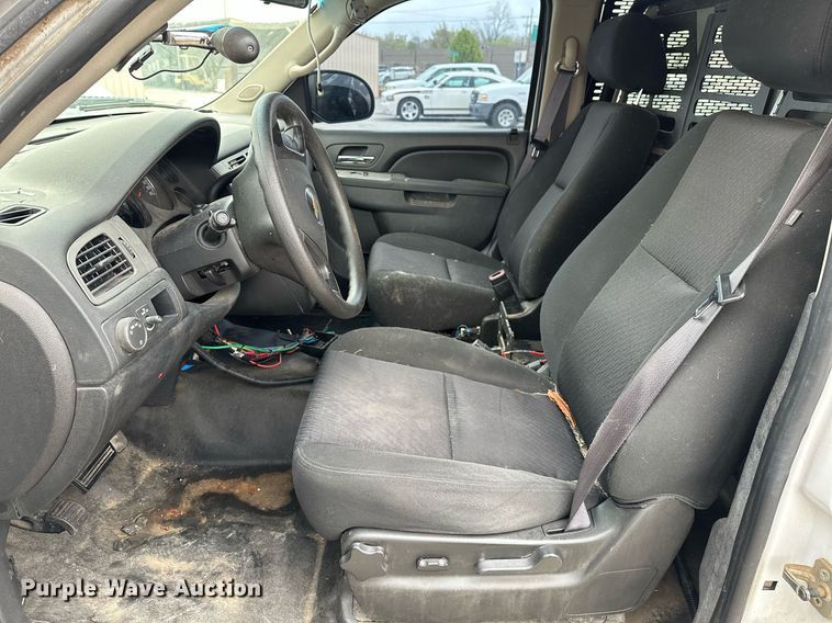 image for item LR9629 2011 Chevrolet Tahoe Police  SUV