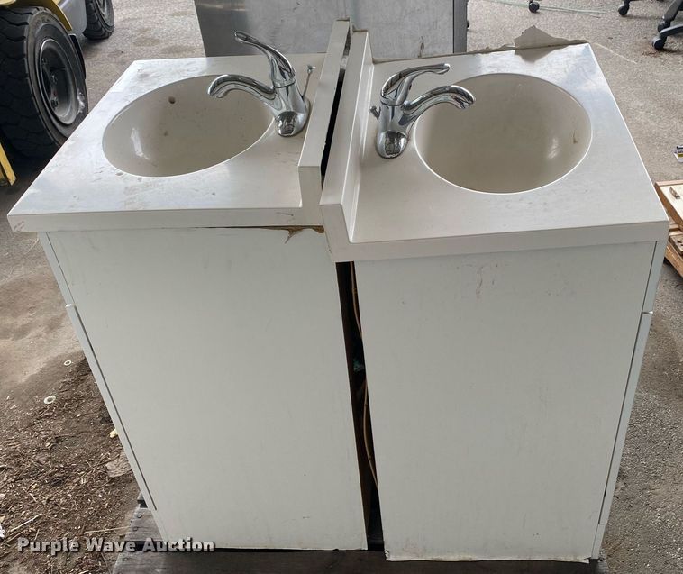 image for item LR9633 (2) bathroom vanities