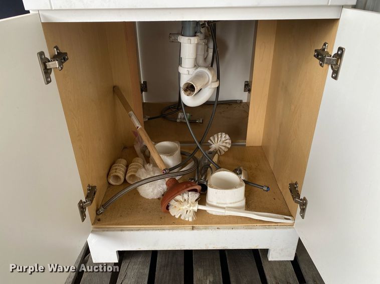 image for item LR9633 (2) bathroom vanities