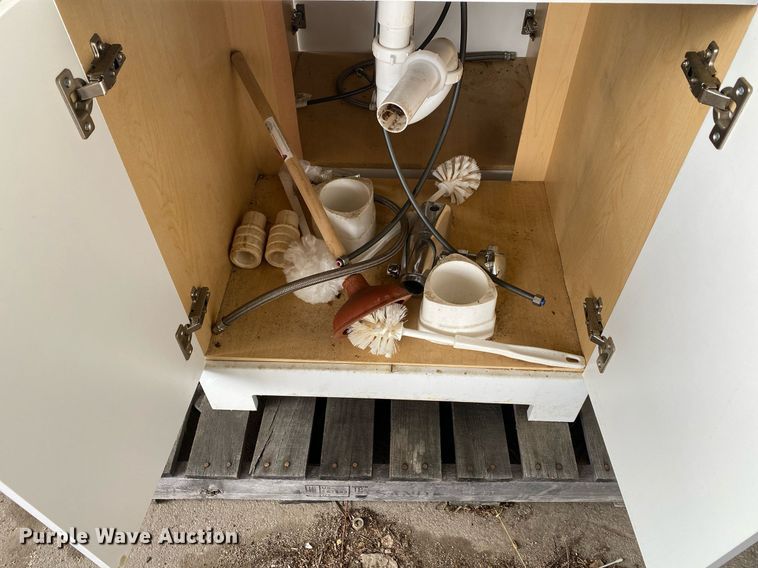 image for item LR9633 (2) bathroom vanities