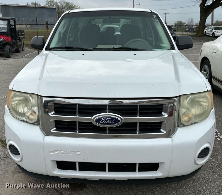 image for item LR9636 2010 Ford Escape  SUV