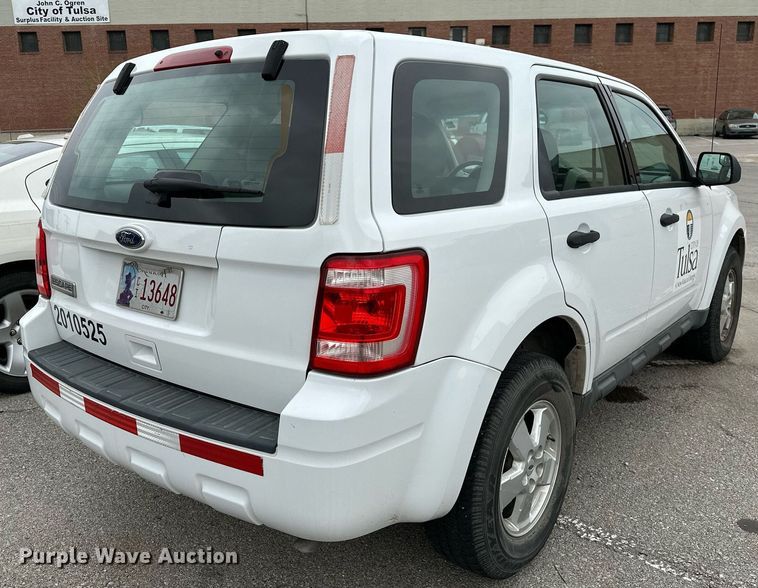 image for item LR9636 2010 Ford Escape  SUV