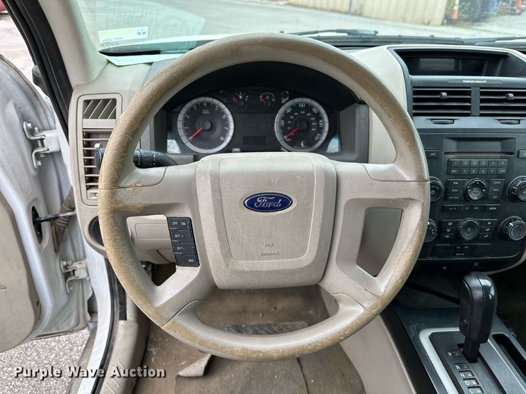 image for item LR9636 2010 Ford Escape  SUV