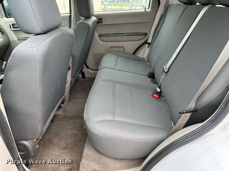 image for item LR9636 2010 Ford Escape  SUV