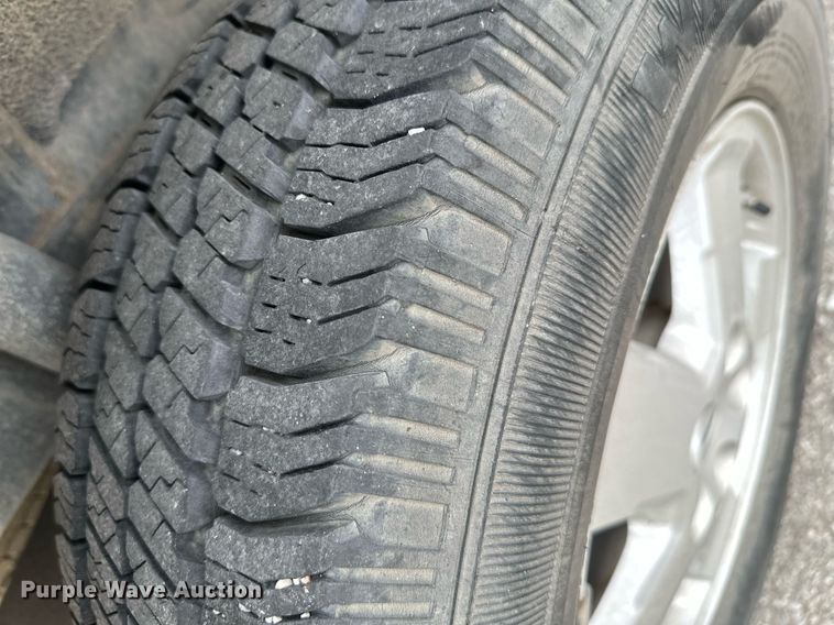 image for item LR9636 2010 Ford Escape  SUV