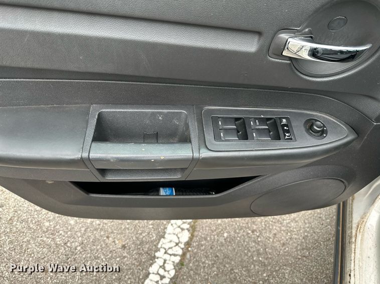 image for item LR9637 2009 Dodge Charger