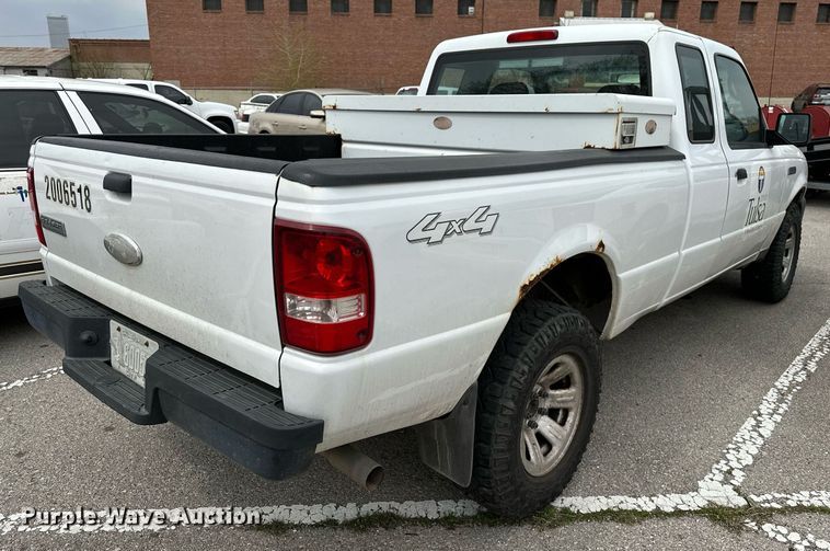 image for item LR9638 2006 Ford Ranger  SuperCab pickup truck