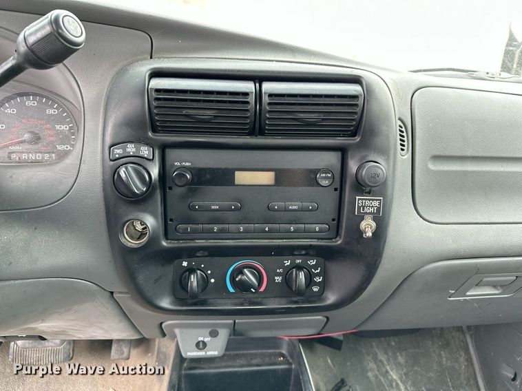 image for item LR9638 2006 Ford Ranger  SuperCab pickup truck