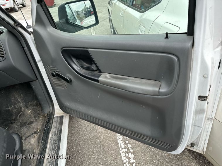 image for item LR9638 2006 Ford Ranger  SuperCab pickup truck