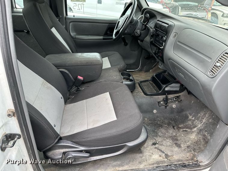 image for item LR9638 2006 Ford Ranger  SuperCab pickup truck