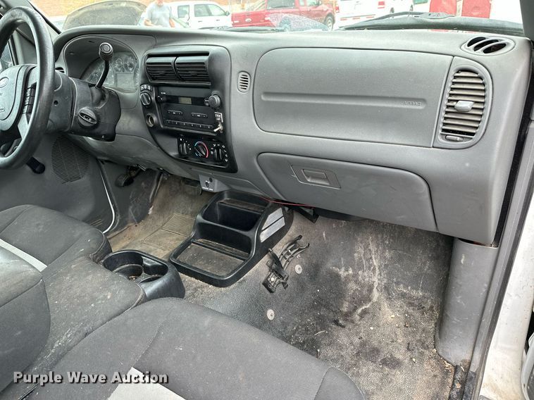 image for item LR9638 2006 Ford Ranger  SuperCab pickup truck