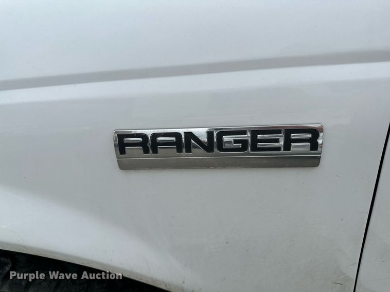 image for item LR9638 2006 Ford Ranger  SuperCab pickup truck