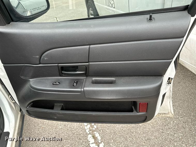 image for item LR9639 2006 Ford Crown Victoria Police Interceptor