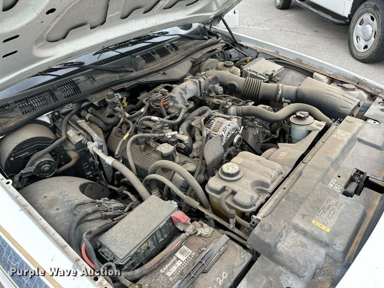 image for item LR9639 2006 Ford Crown Victoria Police Interceptor