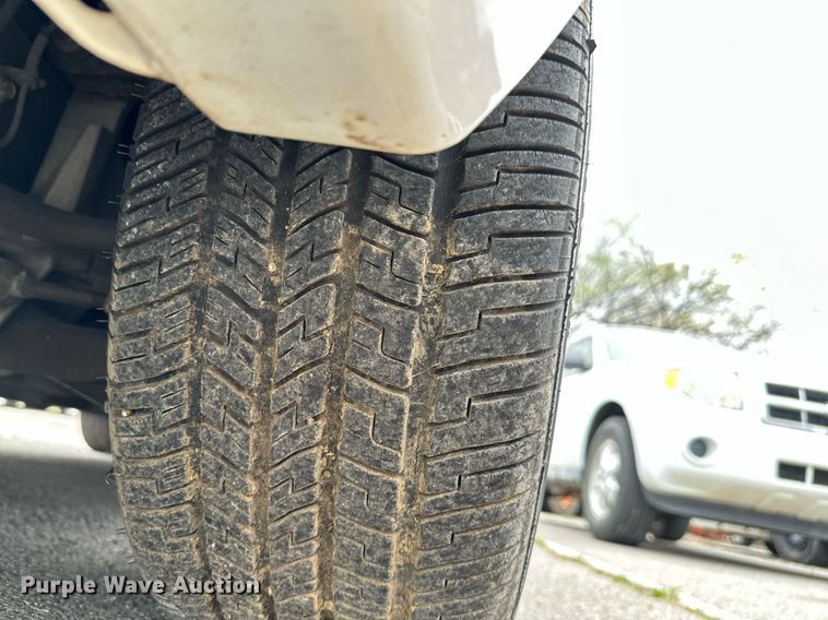 image for item LR9639 2006 Ford Crown Victoria Police Interceptor