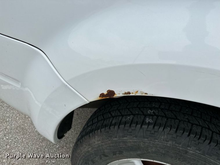 image for item LR9640 2010 Ford Escape  SUV