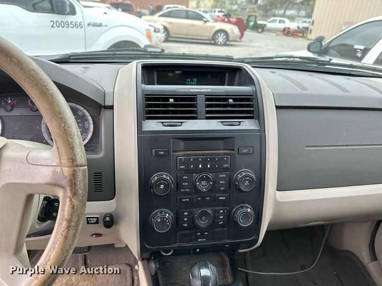 image for item LR9640 2010 Ford Escape  SUV