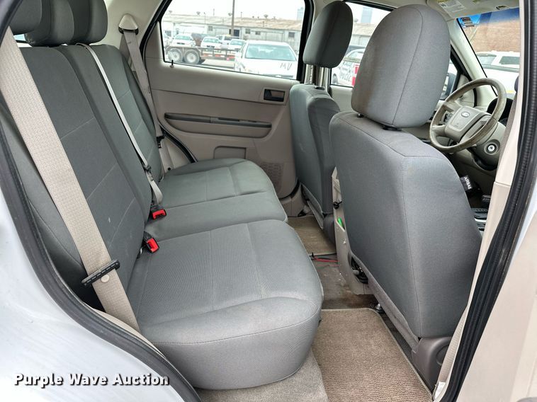 image for item LR9640 2010 Ford Escape  SUV