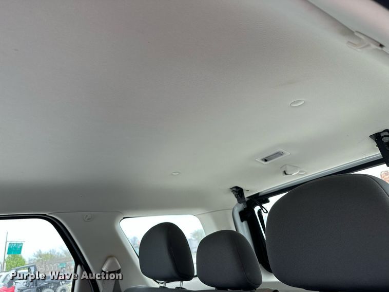 image for item LR9640 2010 Ford Escape  SUV