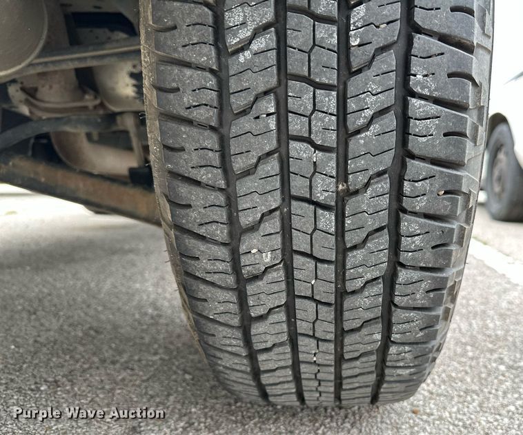 image for item LR9640 2010 Ford Escape  SUV