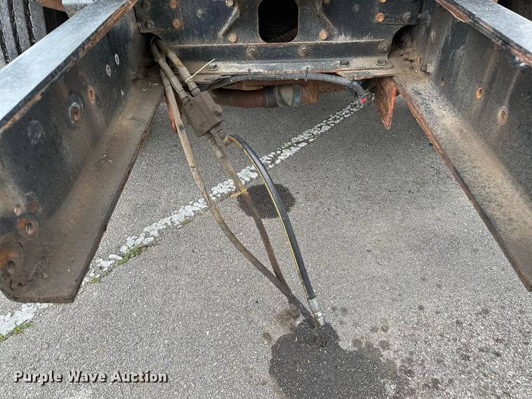 image for item LR9643 2008 International 7400  dump truck