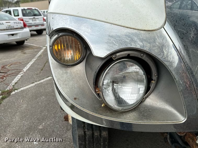 image for item LR9643 2008 International 7400  dump truck