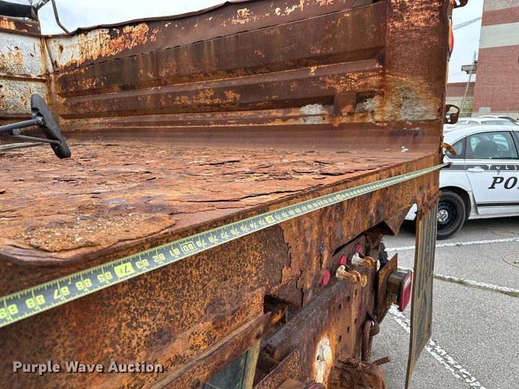 image for item LR9643 2008 International 7400  dump truck