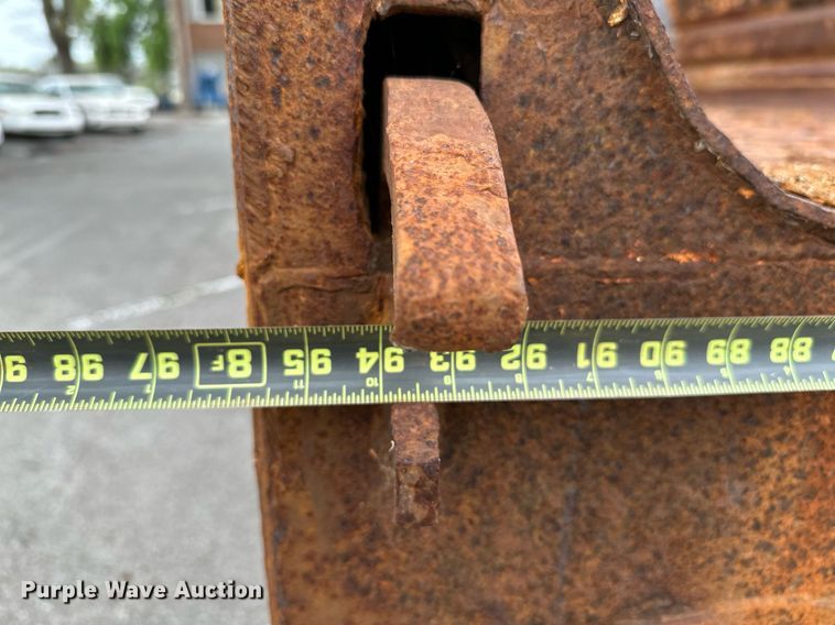 image for item LR9643 2008 International 7400  dump truck