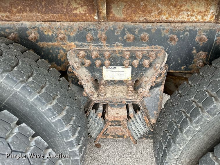 image for item LR9643 2008 International 7400  dump truck