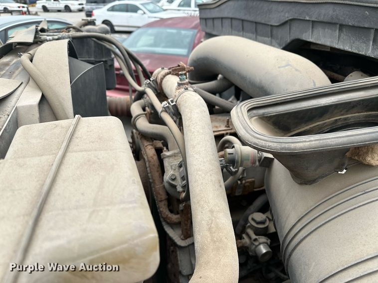 image for item LR9643 2008 International 7400  dump truck