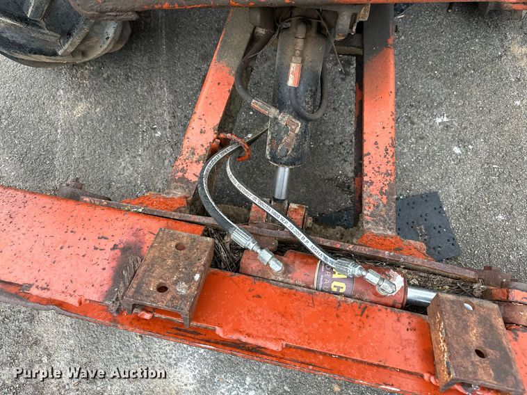 image for item LR9644 1992 Ditch Witch 3500  trencher