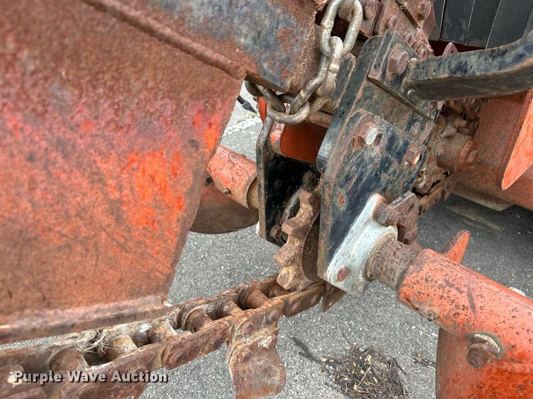 image for item LR9644 1992 Ditch Witch 3500  trencher