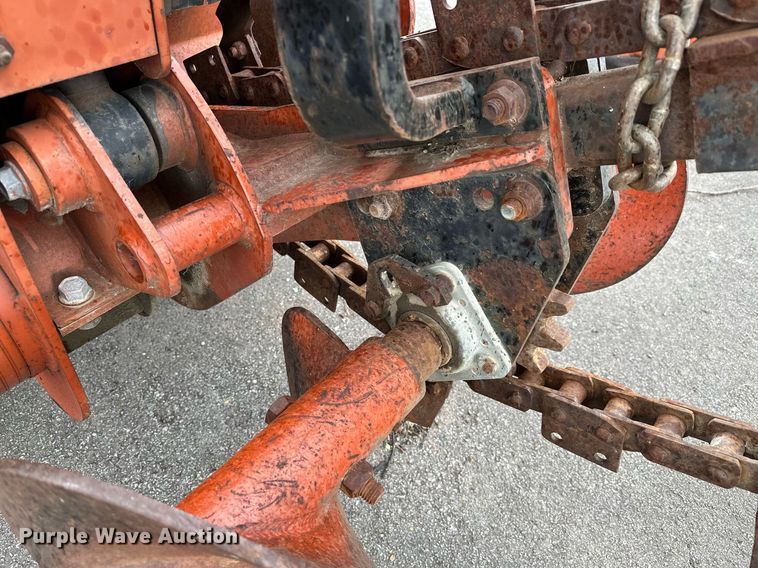image for item LR9644 1992 Ditch Witch 3500  trencher