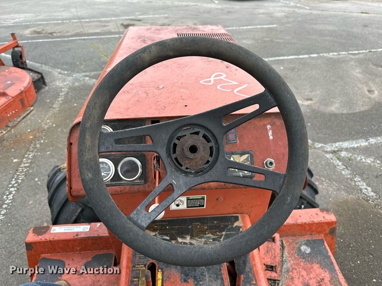 image for item LR9644 1992 Ditch Witch 3500  trencher