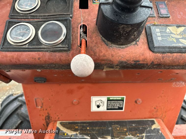 image for item LR9644 1992 Ditch Witch 3500  trencher