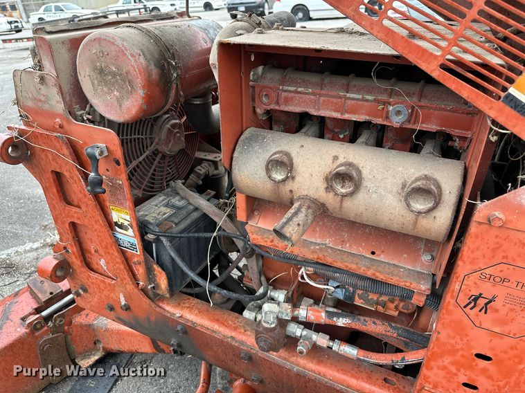 image for item LR9644 1992 Ditch Witch 3500  trencher