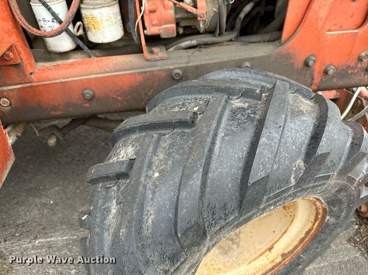 image for item LR9644 1992 Ditch Witch 3500  trencher