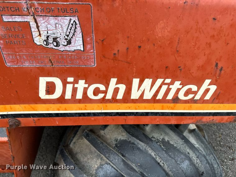 image for item LR9644 1992 Ditch Witch 3500  trencher