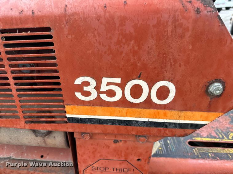 image for item LR9644 1992 Ditch Witch 3500  trencher